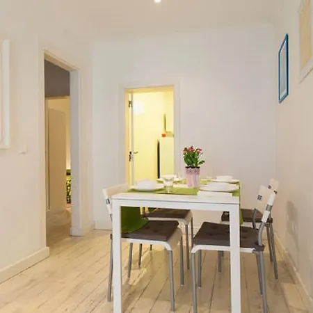 Sunny Flat In Center Of Apartman
